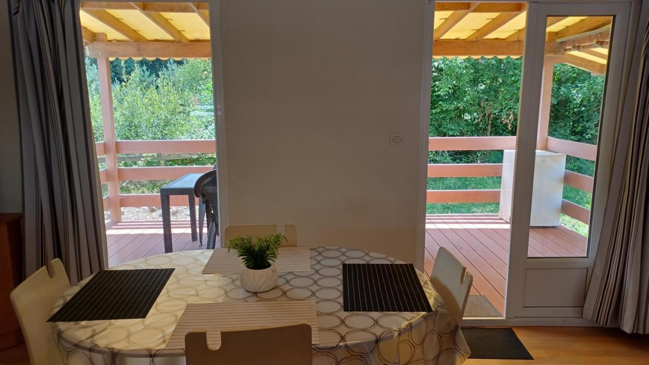 Mobilhome Lac De Guerledan Caurel  Exterior photo